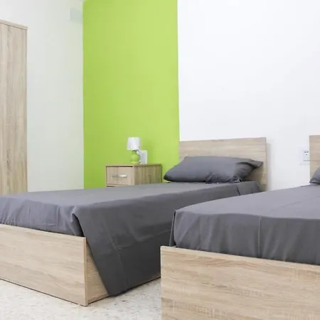 Town House Close To Balluta 76b סליאמה